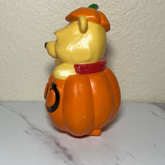Winnie The Pooh Halloween Pumpkin Boo Figurine 5" Disney Collectible Mini Blow M - Picture 2 of 7